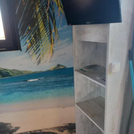 Roulotte De Camille, Avec Bain A Remous Apartmán