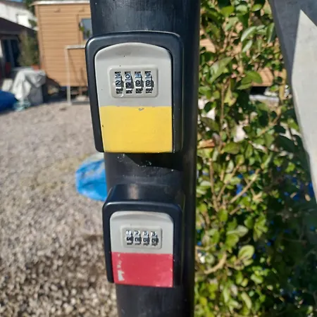 Roulotte De Camille, Avec Bain A Remous Lejlighed Winnezeele